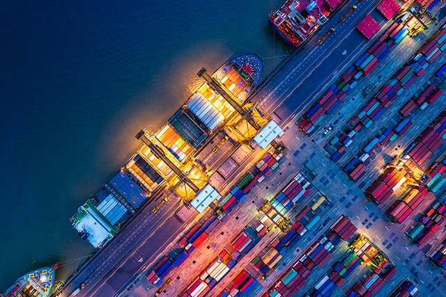 Embedded analytics in modern supply chains