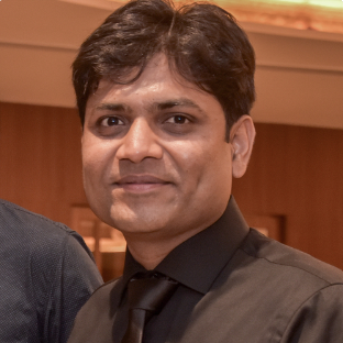 Himanshu Parmar headshot